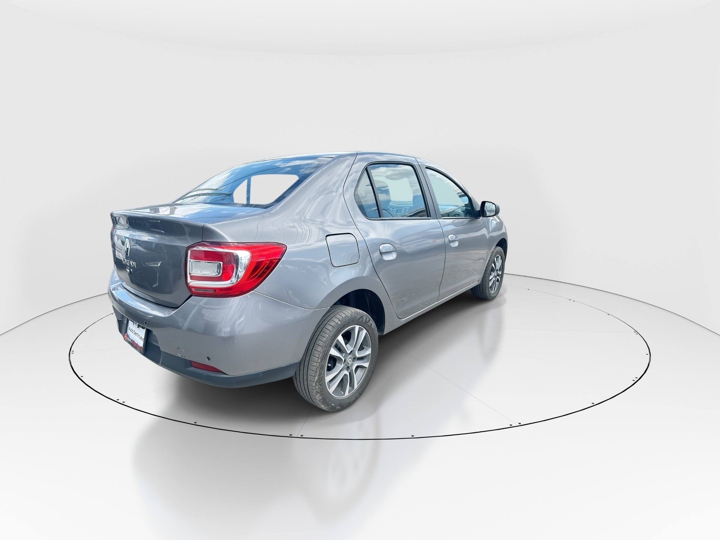 2023 Renault Logan 4p Intens L4/1.6 Aut