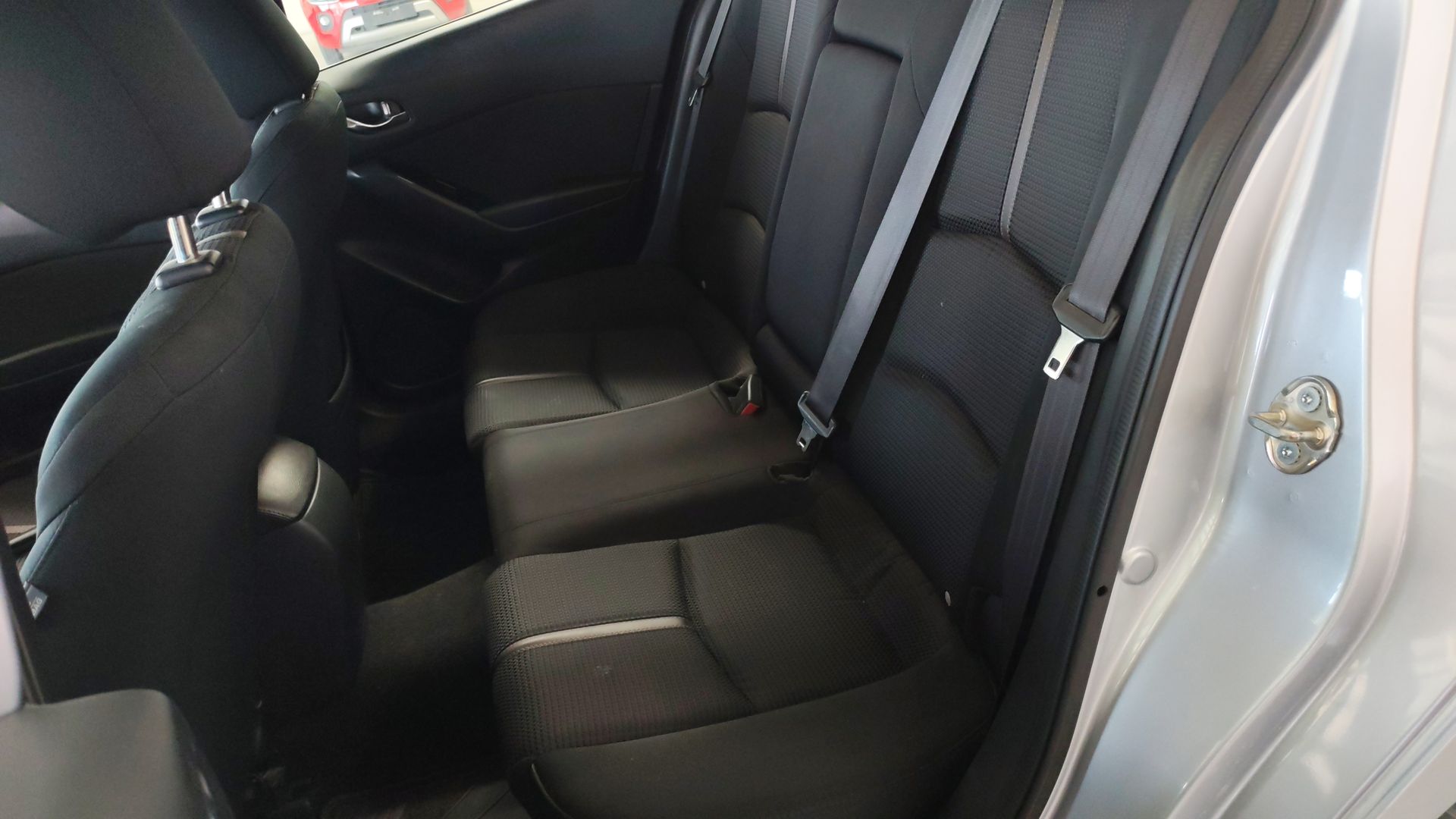 2017 Mazda Mazda 3 4p Sedán i L4/2.0 Aut