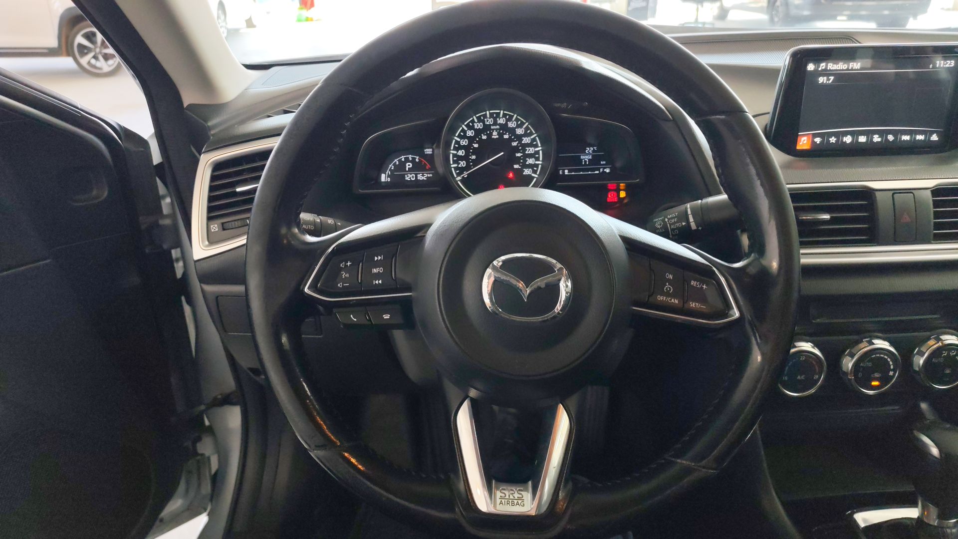 2017 Mazda Mazda 3 4p Sedán i L4/2.0 Aut