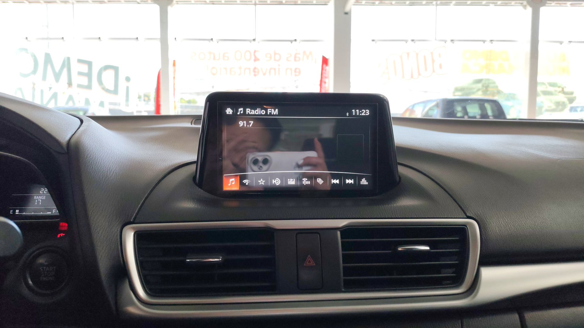 2017 Mazda Mazda 3 4p Sedán i L4/2.0 Aut