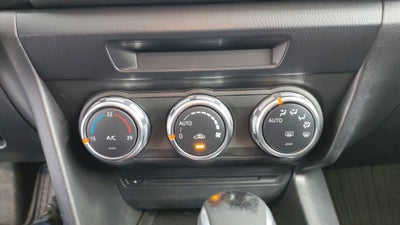 2017 Mazda Mazda 3 4p Sedán i L4/2.0 Aut