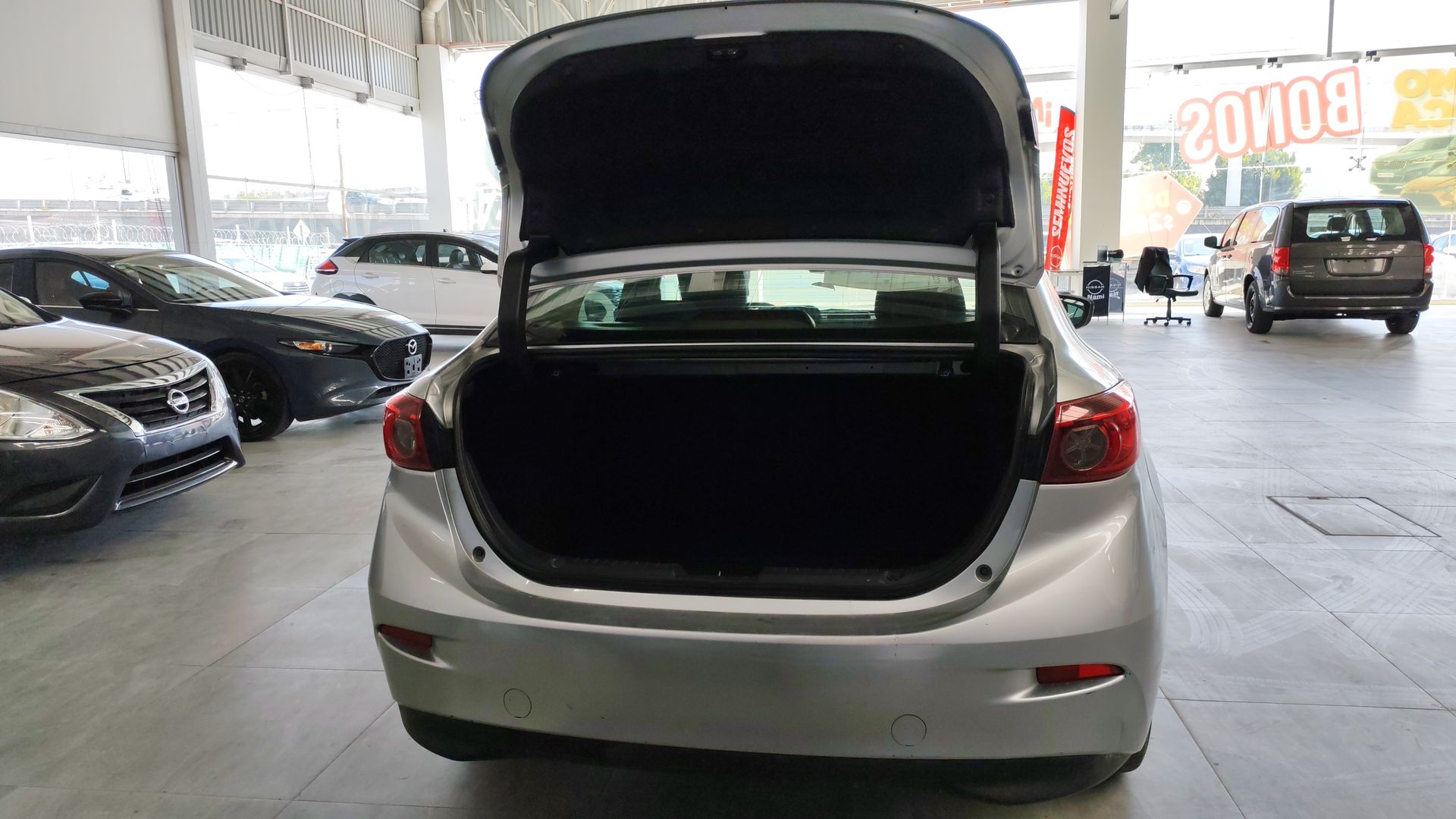 2017 Mazda Mazda 3 4p Sedán i L4/2.0 Aut