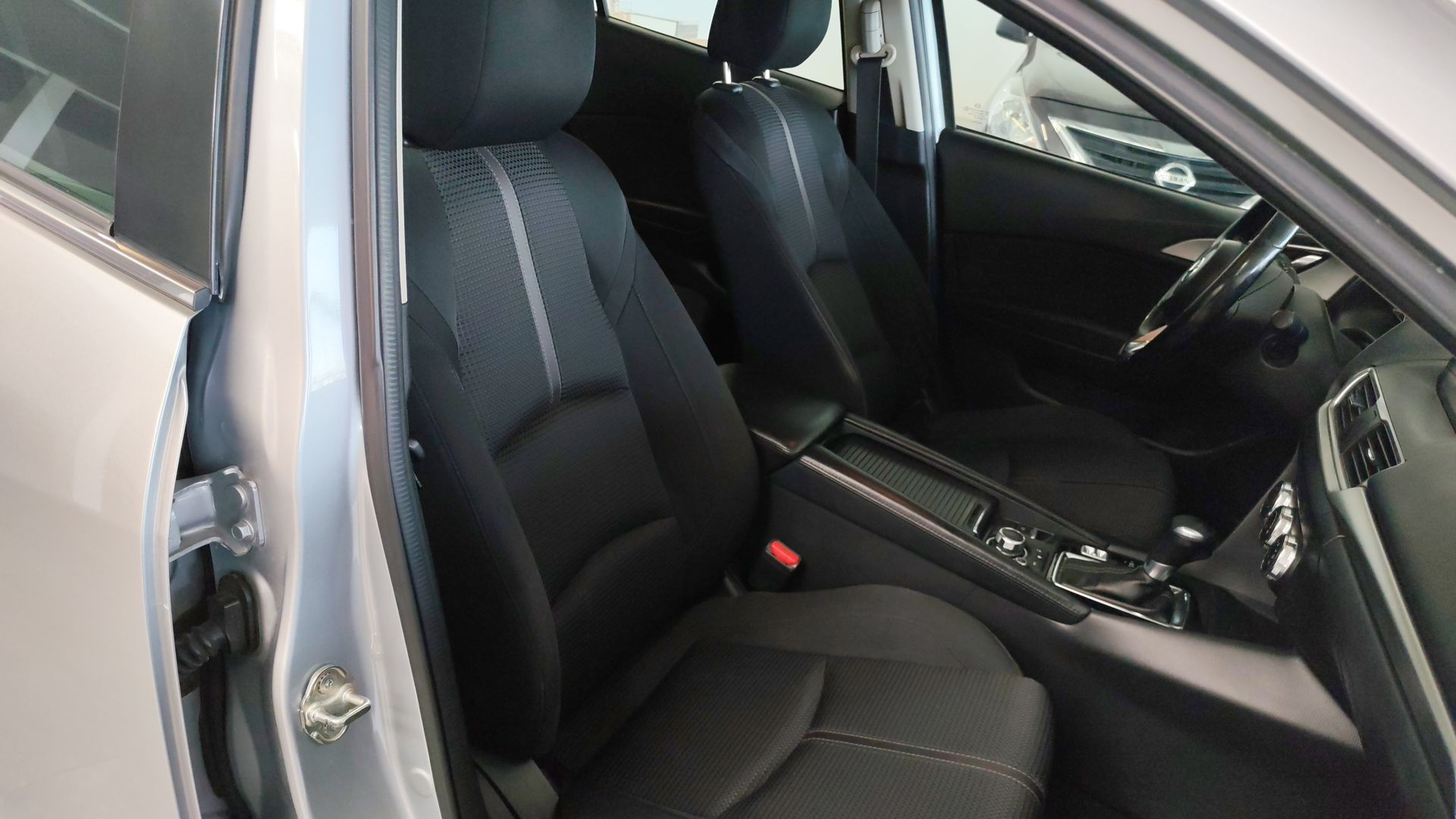 2017 Mazda Mazda 3 4p Sedán i L4/2.0 Aut