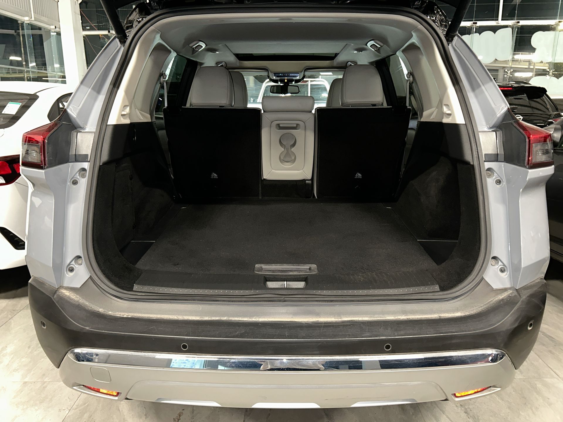2024 Nissan X-Trail 5p Platinum Plus 2 Row L4/2.5 Aut