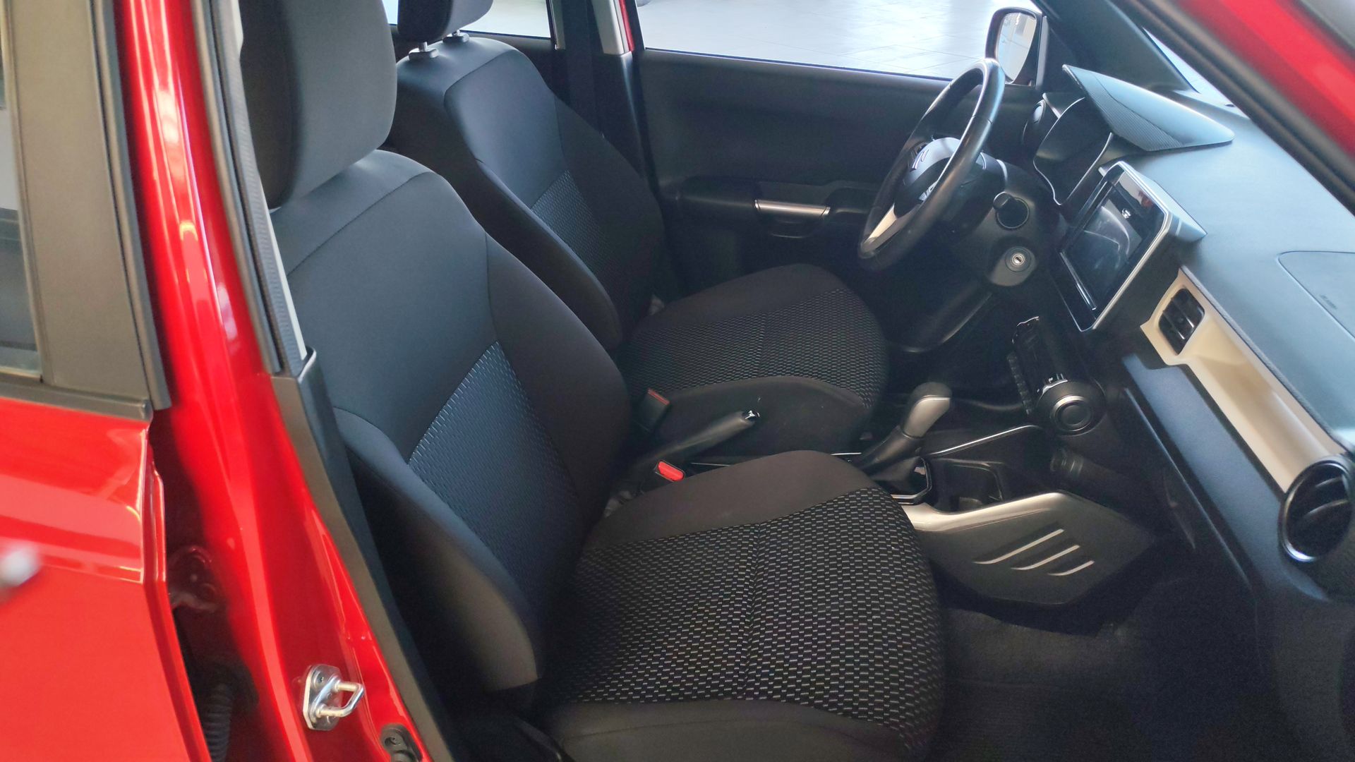 2023 Suzuki Ignis 5p GLX L4/1.2/T Aut