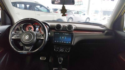 2024 Suzuki Swift 5p GLX L4/1.4 Aut