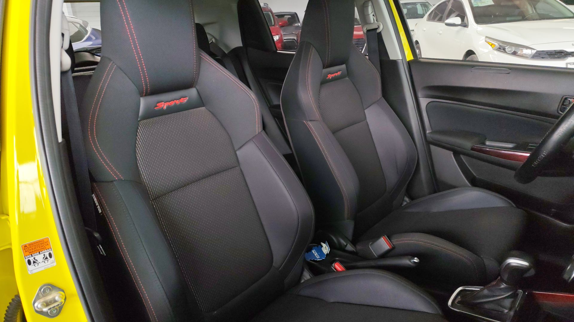 2024 Suzuki Swift 5p GLX L4/1.4 Aut