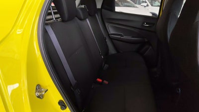 2024 Suzuki Swift 5p GLX L4/1.4 Aut