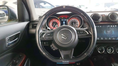 2024 Suzuki Swift 5p GLX L4/1.4 Aut