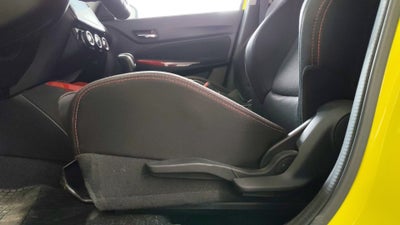 2024 Suzuki Swift 5p GLX L4/1.4 Aut
