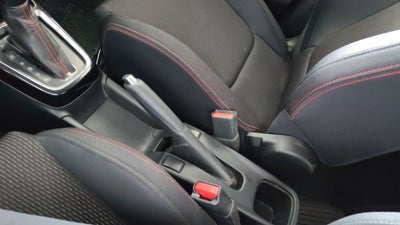 2024 Suzuki Swift 5p GLX L4/1.4 Aut