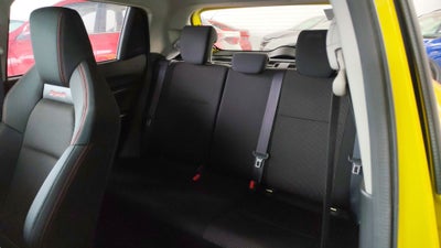 2024 Suzuki Swift 5p GLX L4/1.4 Aut