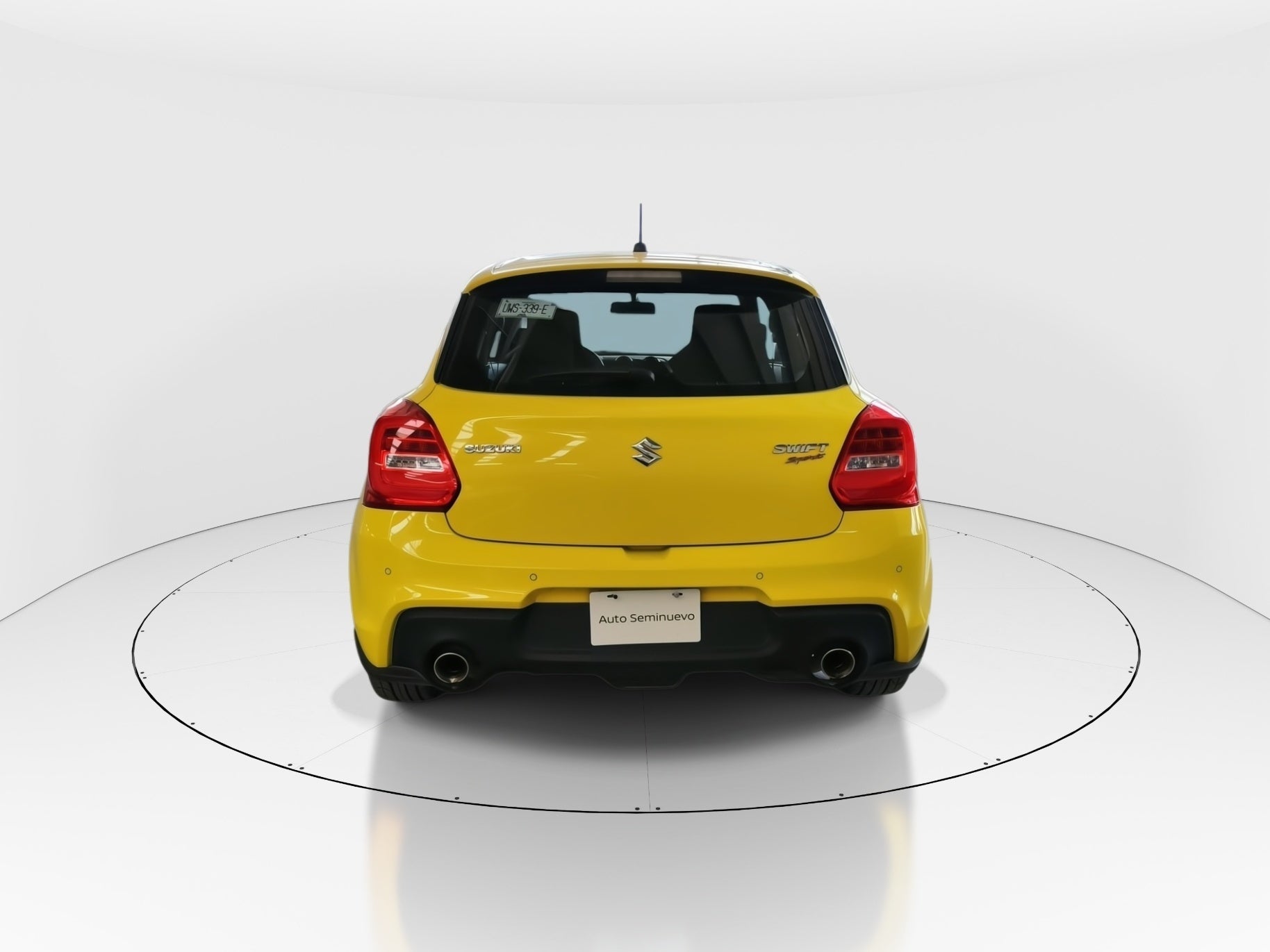 2024 Suzuki Swift 5p GLX L4/1.4 Aut