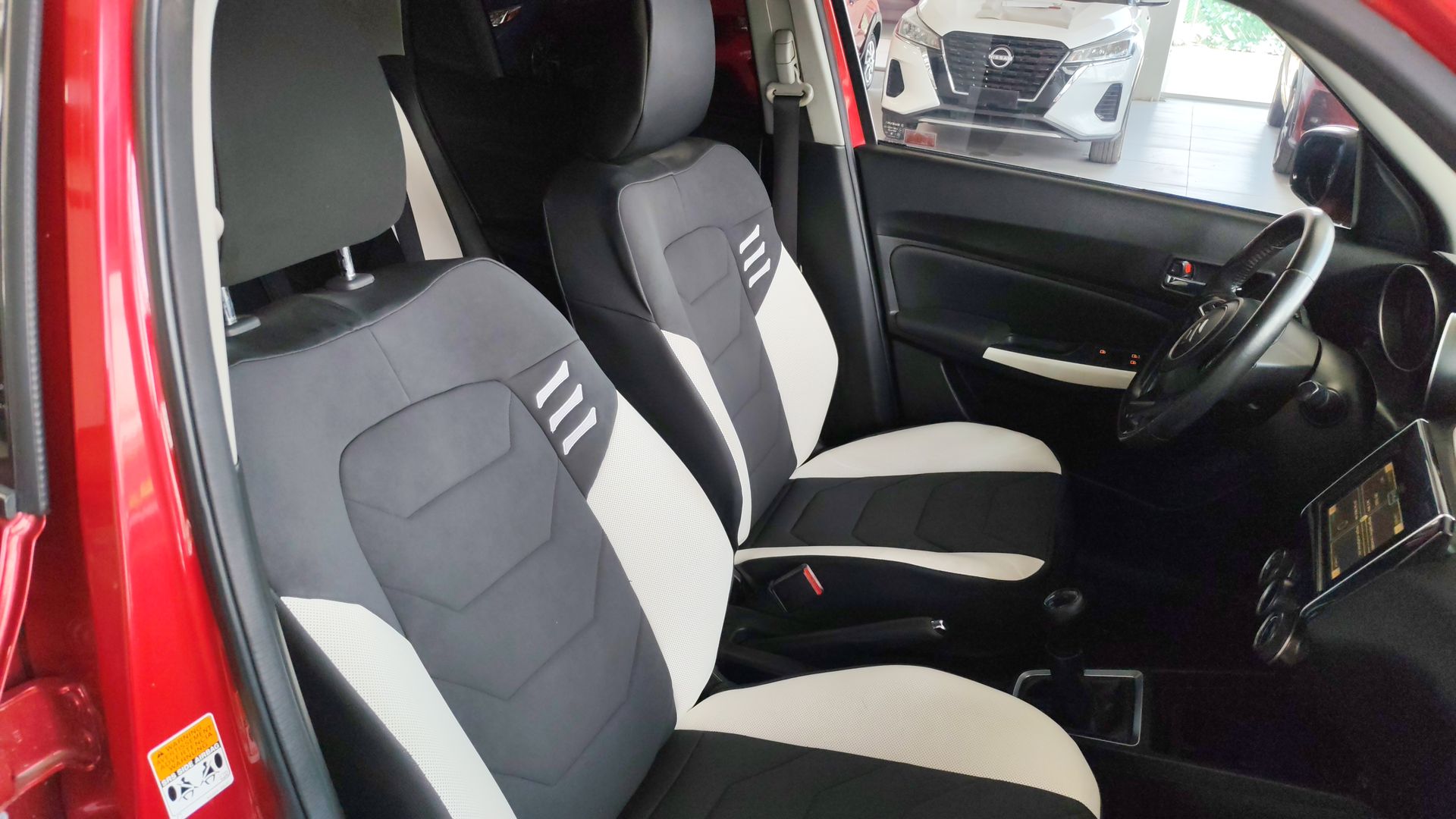 2018 Suzuki Swift 5p GLX L4/1.4 Man