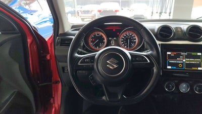 2018 Suzuki Swift 5p GLX L4/1.4 Man