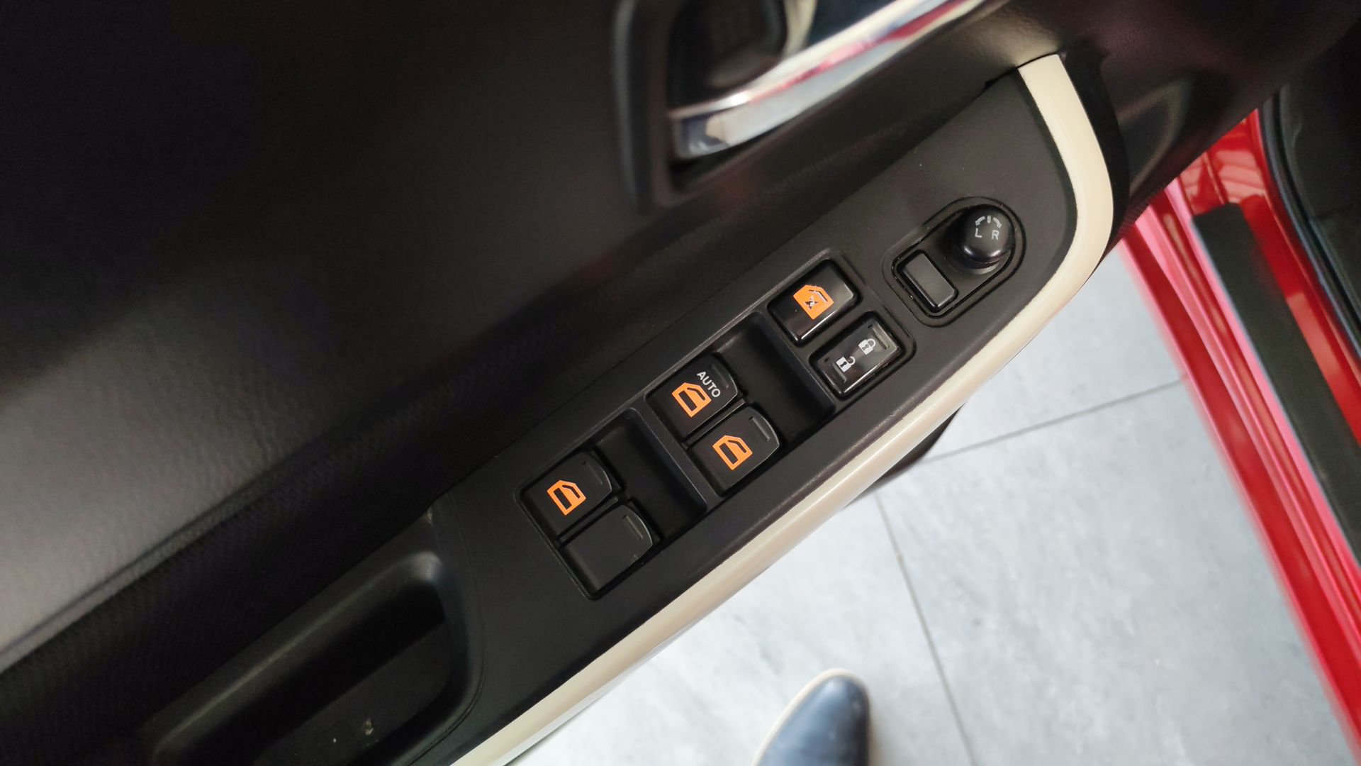 2018 Suzuki Swift 5p GLX L4/1.4 Man