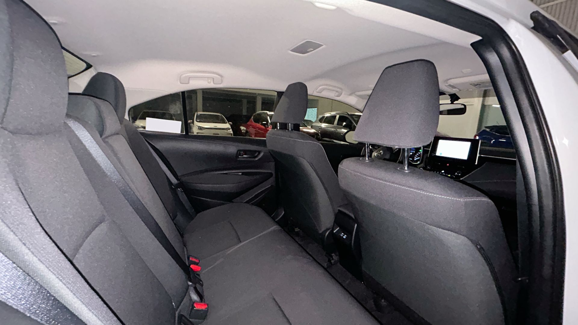 2023 Toyota Corolla 4p LE HEV L4/1.8 Aut