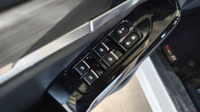 2023 JAC SEI 6 5p Pro Limited L4/1.5/T Aut