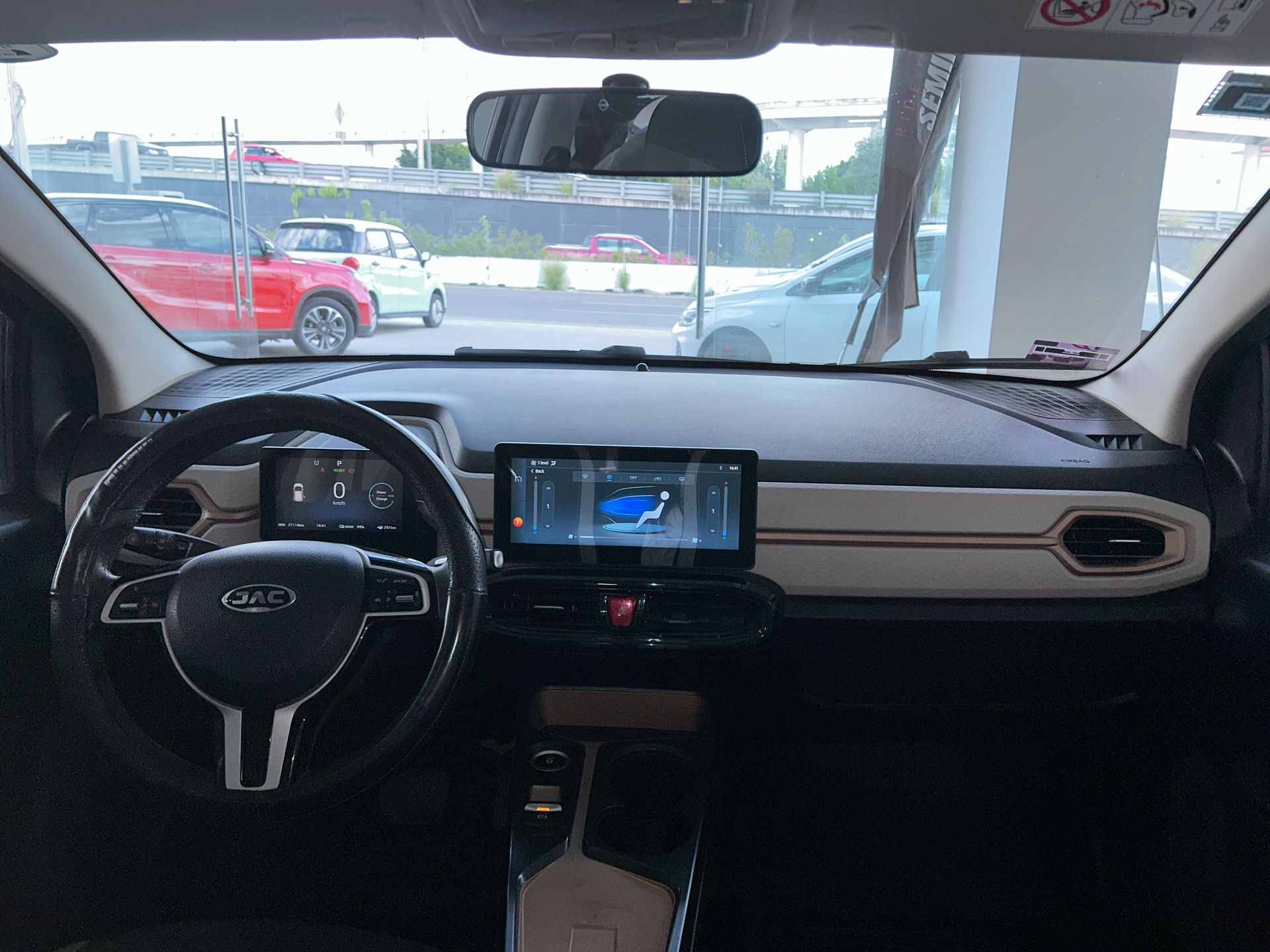 2026 JAC E10X 5p EV 31.4 kWh Aut