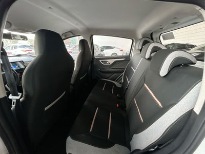 2026 JAC E10X 5p EV 31.4 kWh Aut