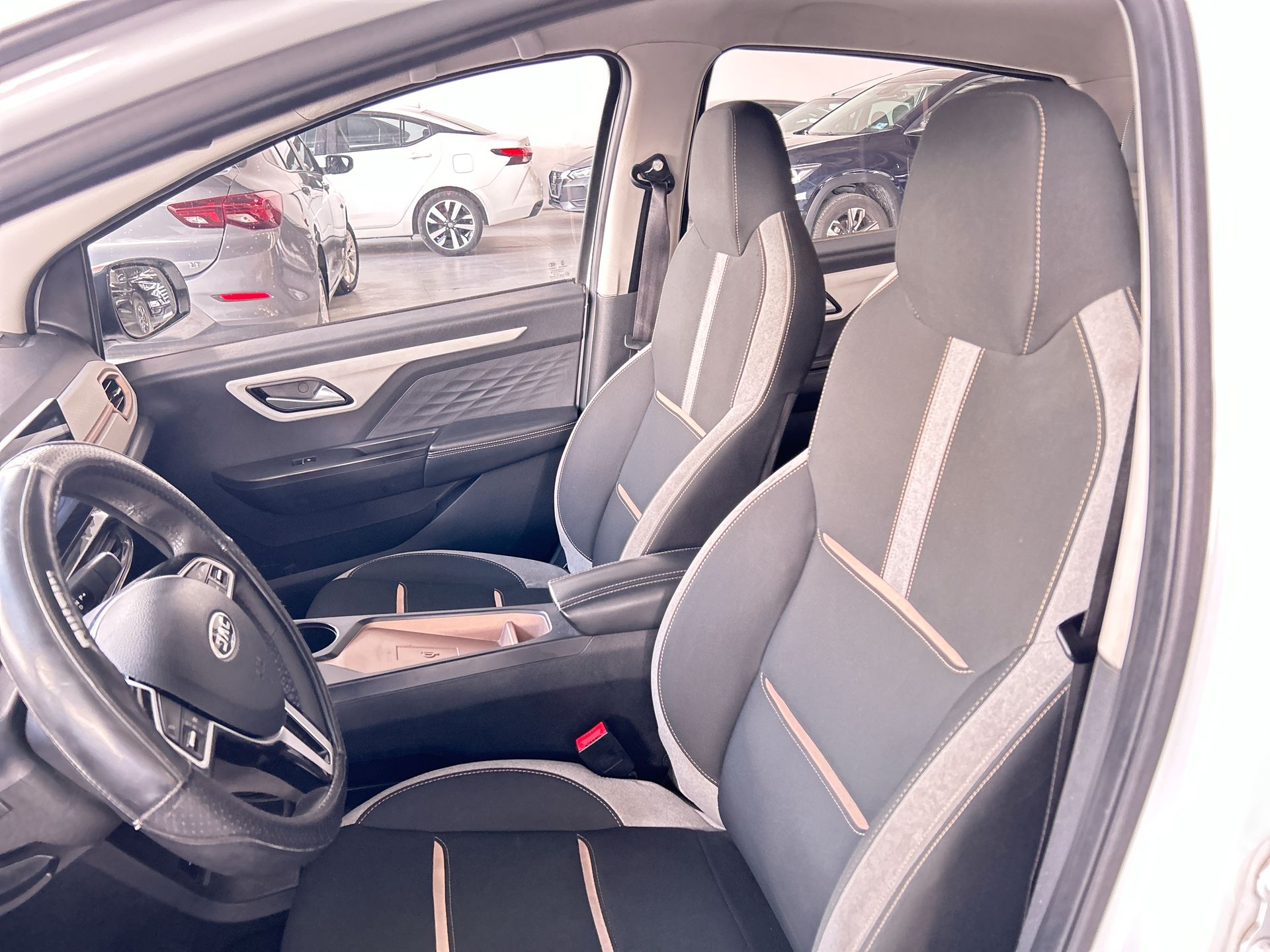 2026 JAC E10X 5p EV 31.4 kWh Aut