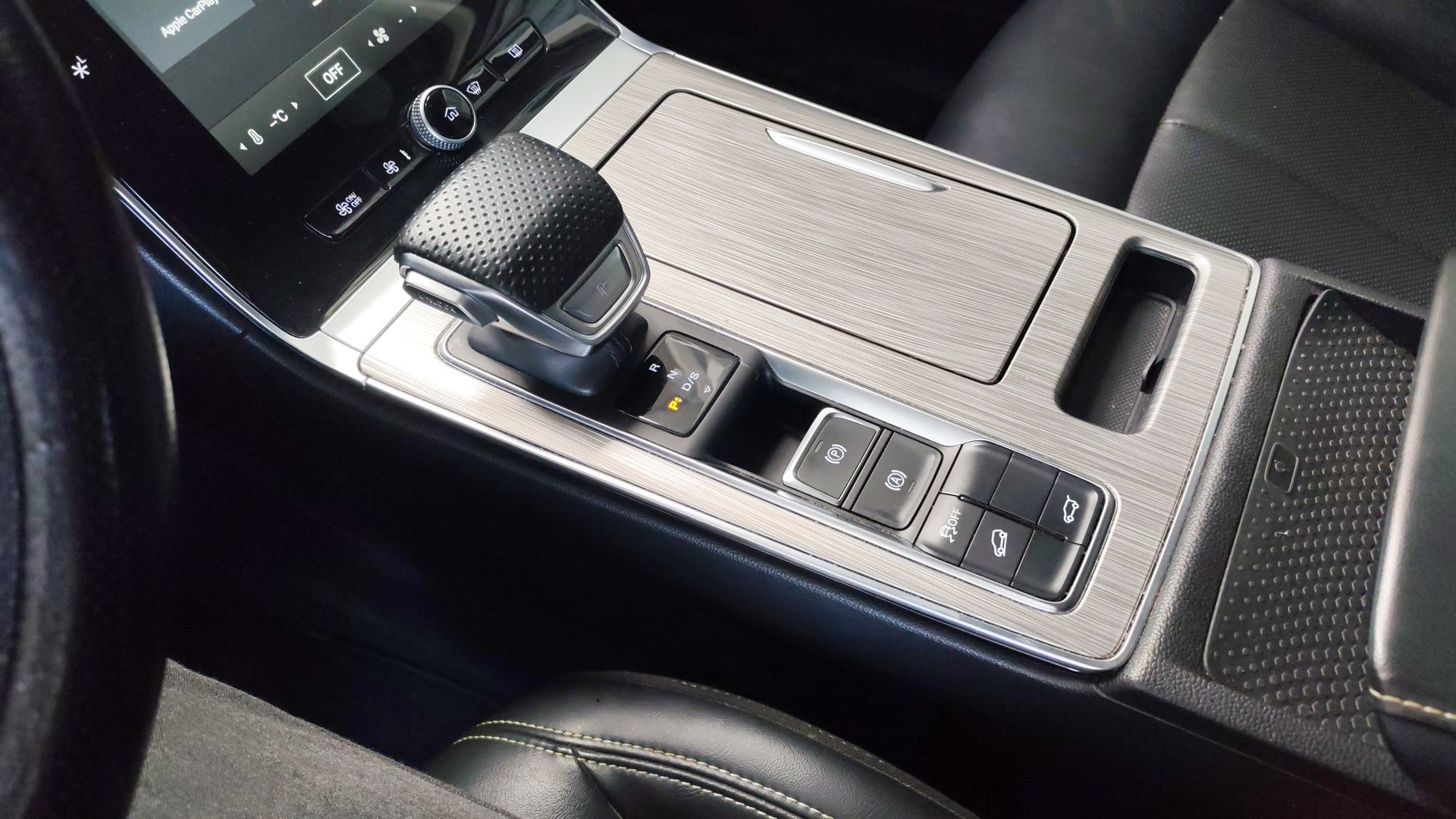 2024 MG RX5 5p Elegance L4/1.5/T Aut