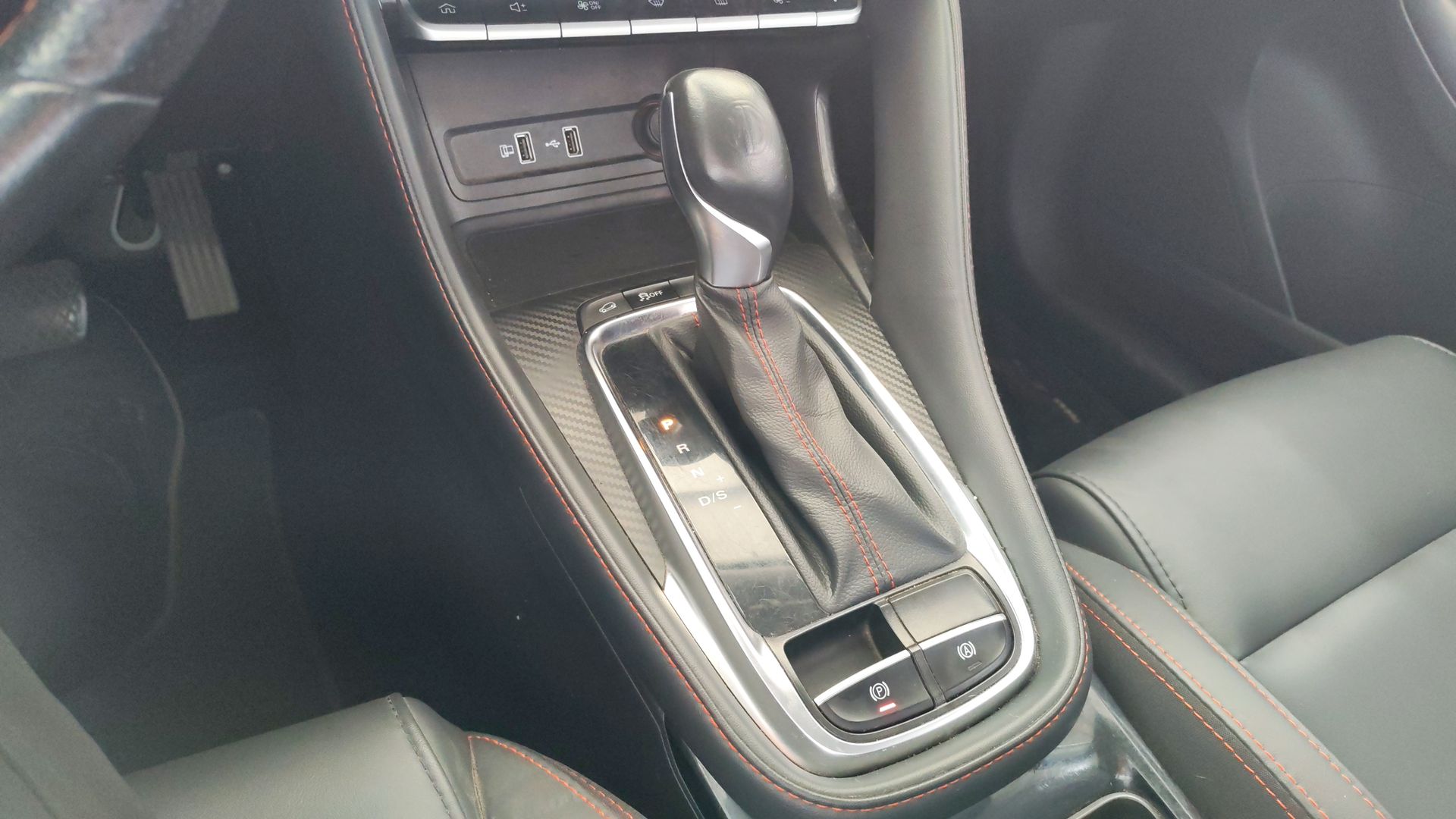2024 MG ZS 5p Excite L4/1.5 Aut