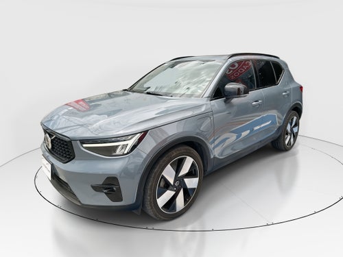 2023 Volvo XC40 5p Plus B4 L4/2.0/T Aut MHEV