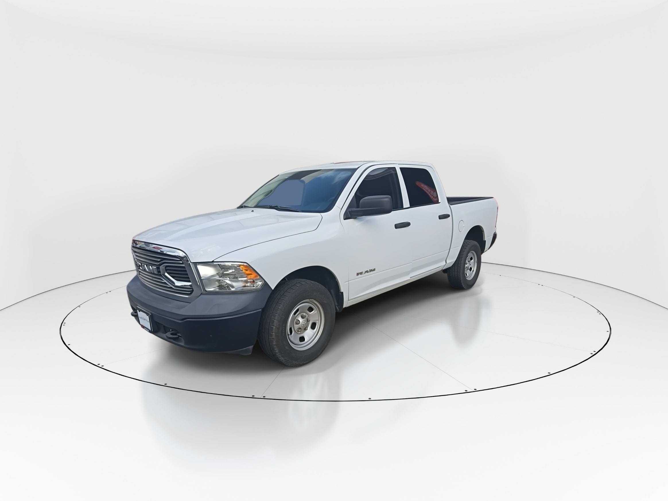 2023 RAM Ram 1500 4p SLT Crew Cab V8/5.7 Aut 4x4 Trabajo