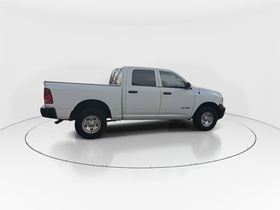 2023 RAM Ram 1500 4p SLT Crew Cab V8/5.7 Aut 4x4 Trabajo