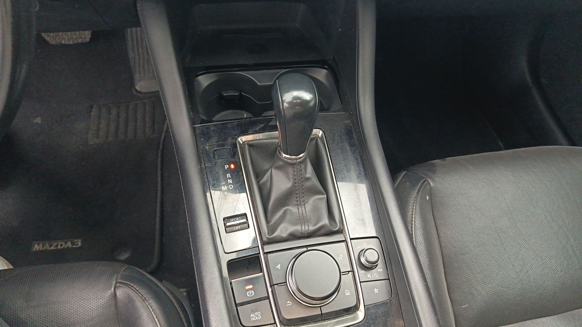 2024 Mazda Mazda 3 4p Sedan i Grand Touring L4/2.5 Aut