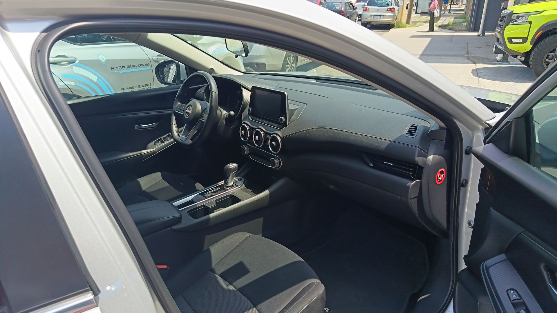 2024 Nissan Sentra 4p Advance L4/2.0 Aut