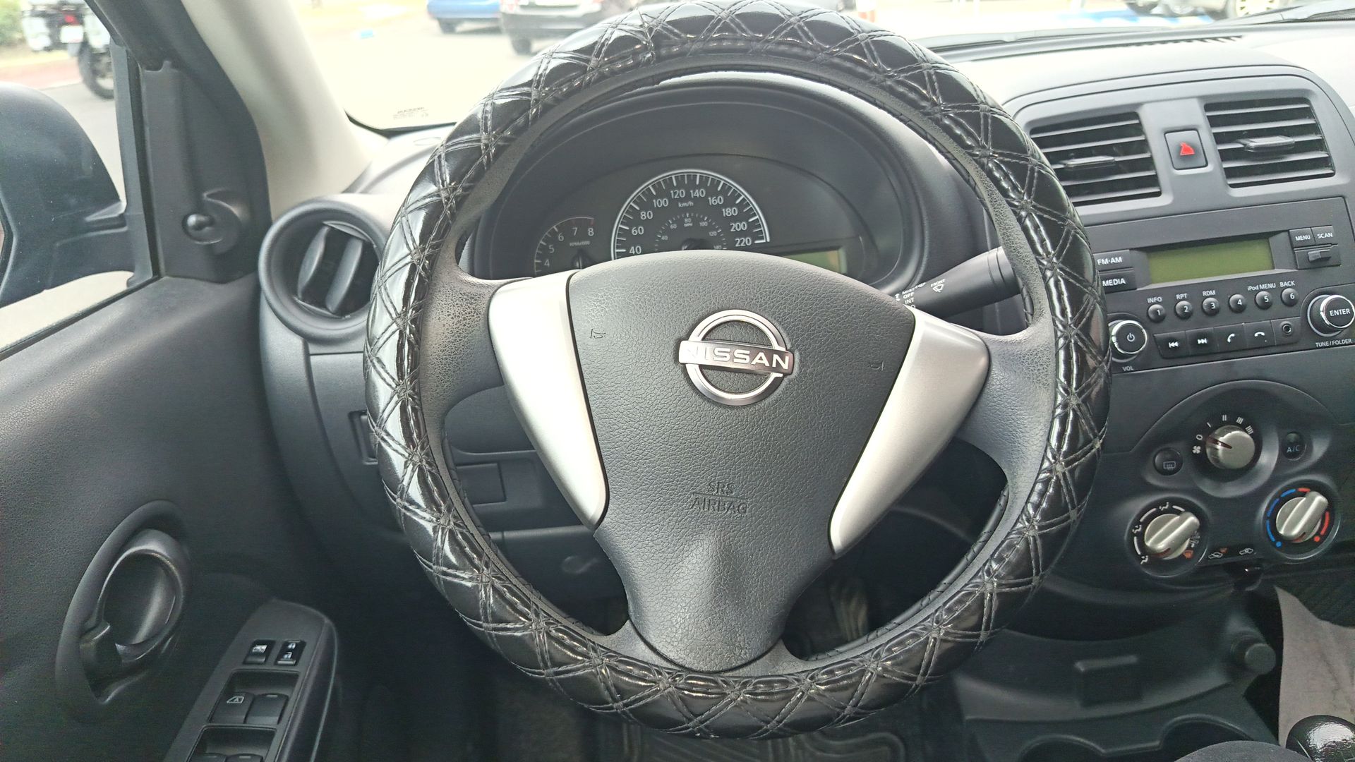 2023 Nissan V-Drive 4p L4/1.6 Man Audio