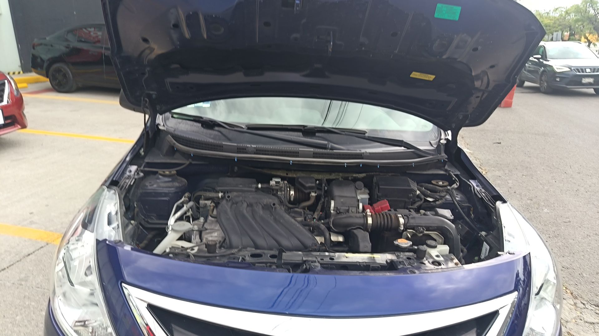 2023 Nissan V-Drive 4p L4/1.6 Man Audio
