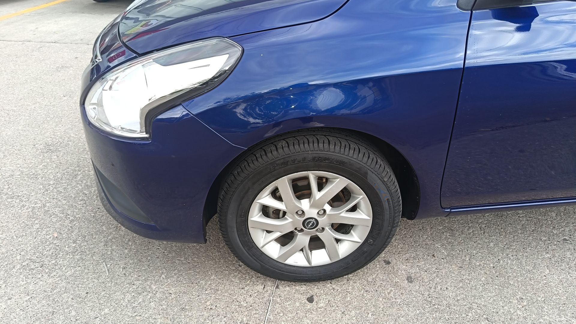 2023 Nissan V-Drive 4p L4/1.6 Man Audio