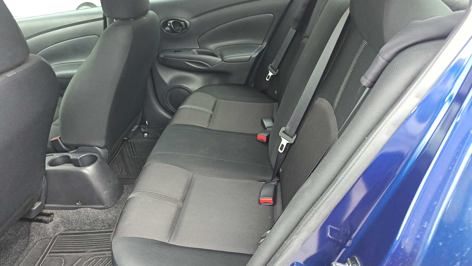 2023 Nissan V-Drive 4p L4/1.6 Man Audio