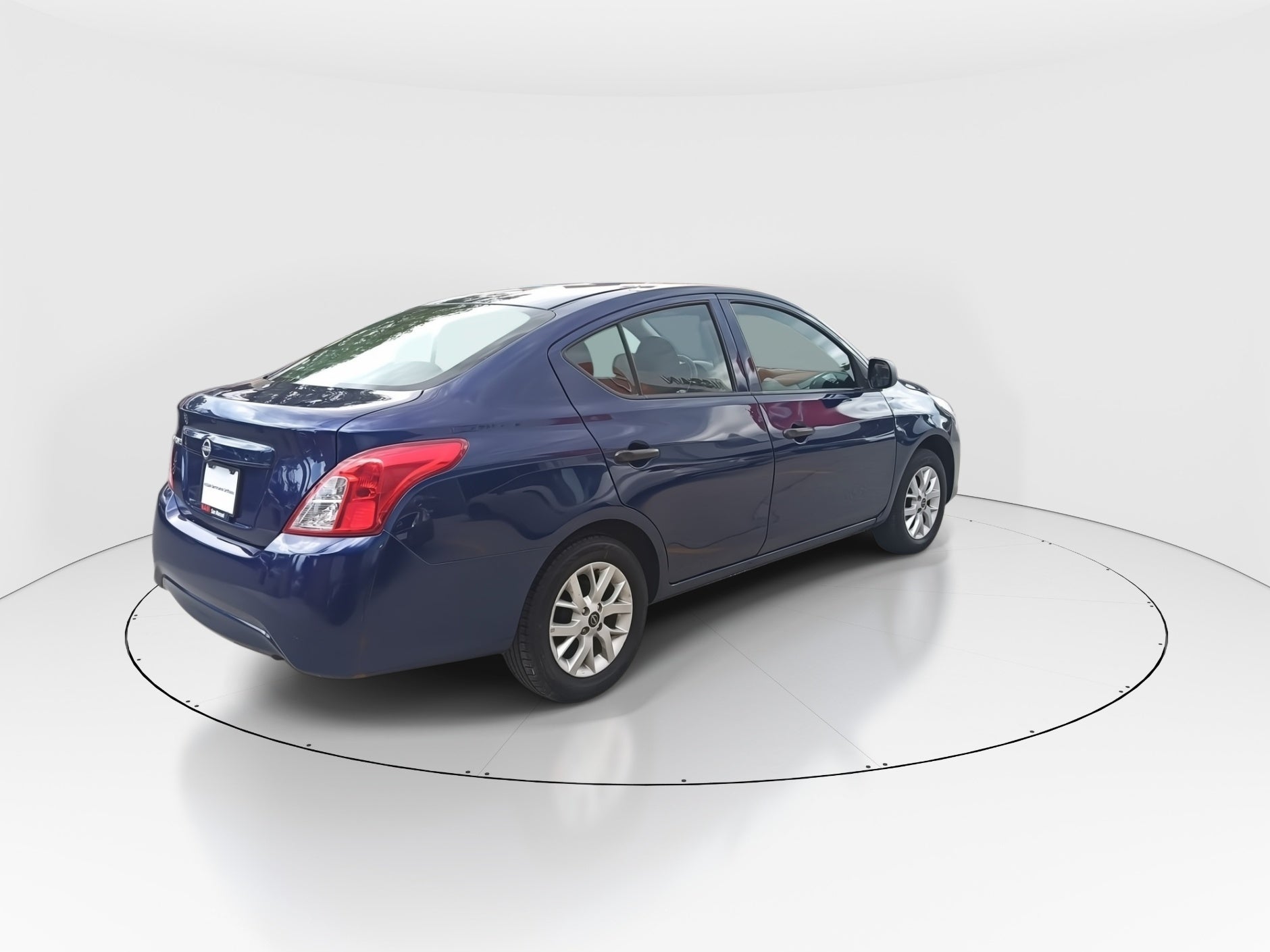 2023 Nissan V-Drive 4p L4/1.6 Man Audio