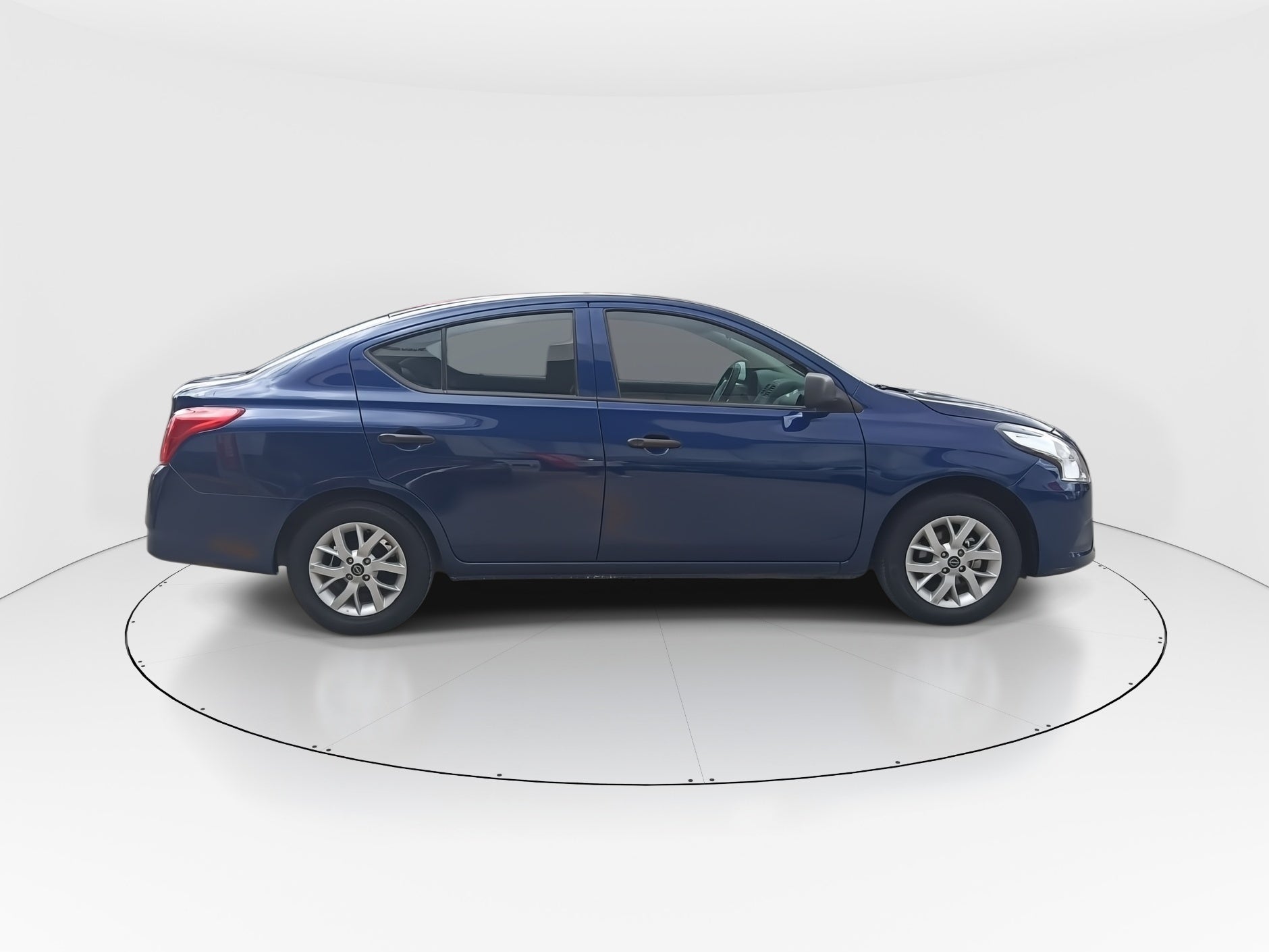 2023 Nissan V-Drive 4p L4/1.6 Man Audio
