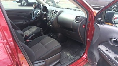 2024 Nissan V-Drive 4p L4/1.6 Man Audio