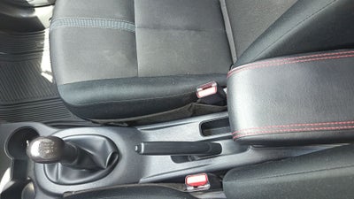 2024 Nissan V-Drive 4p L4/1.6 Man Audio