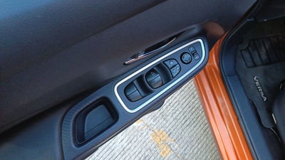 2024 Nissan Versa SR CVT 1.6 LTS