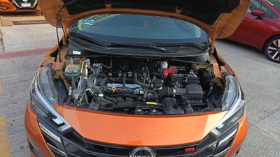 2024 Nissan Versa SR CVT 1.6 LTS