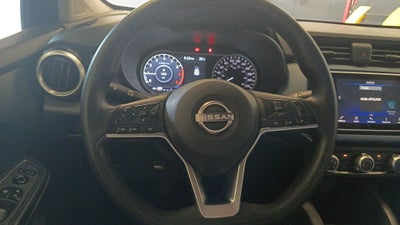 2024 Nissan Versa 4p Advance L4/1.6 Man