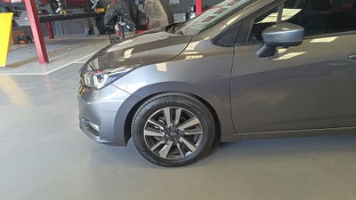 2024 Nissan Versa 4p Advance L4/1.6 Man
