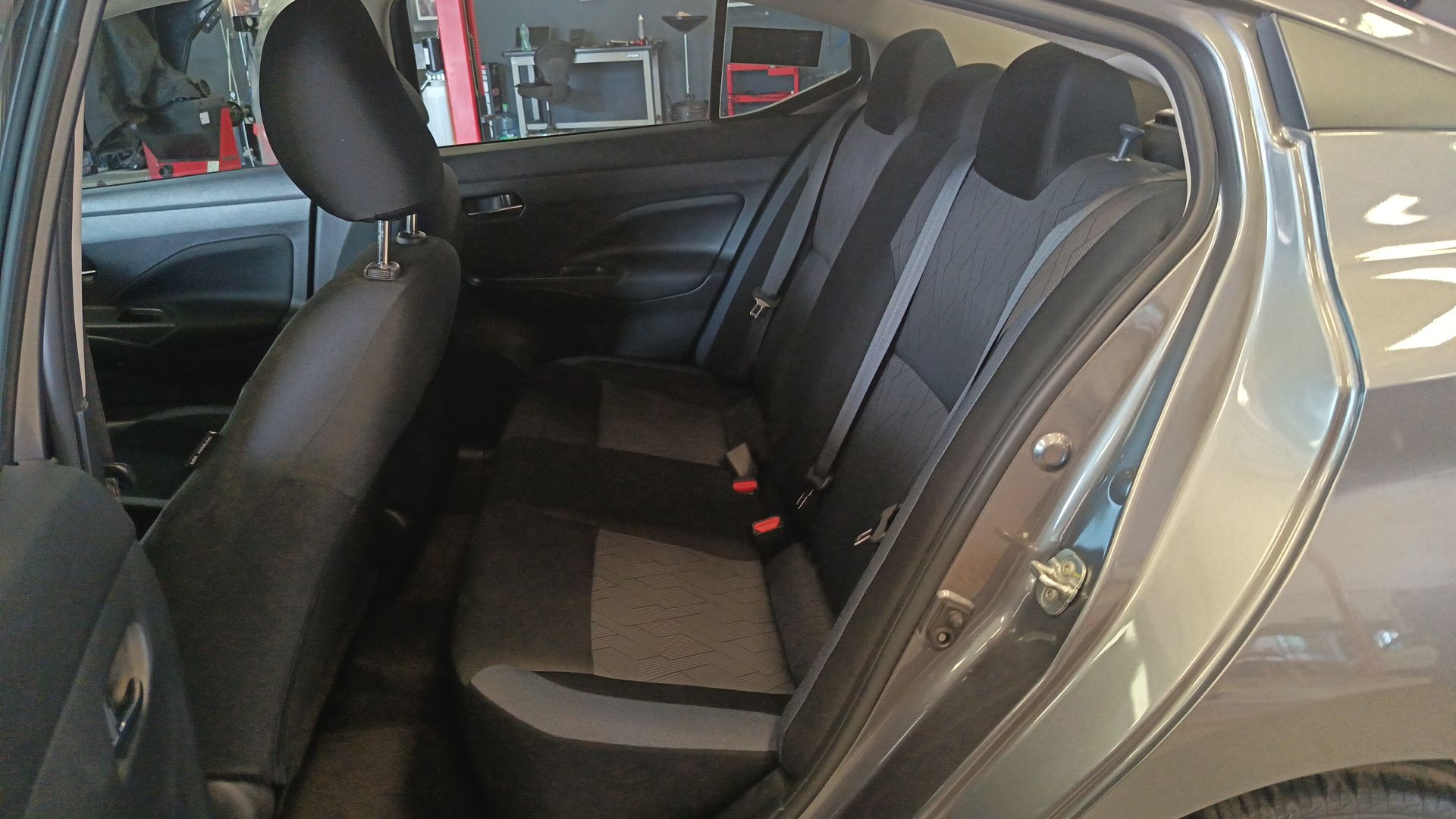 2024 Nissan Versa 4p Advance L4/1.6 Man