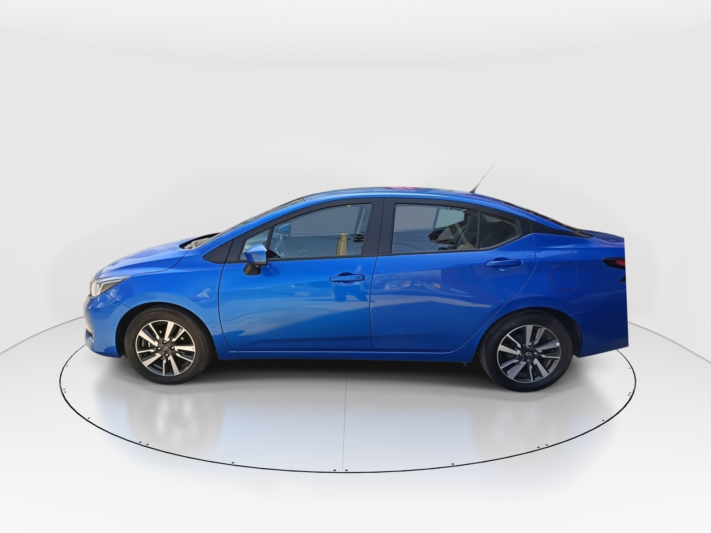 2024 Nissan Versa 4p Advance L4/1.6 Man