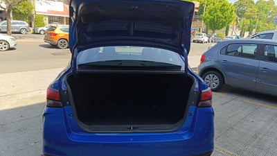 2024 Nissan Versa 4p Advance L4/1.6 Man