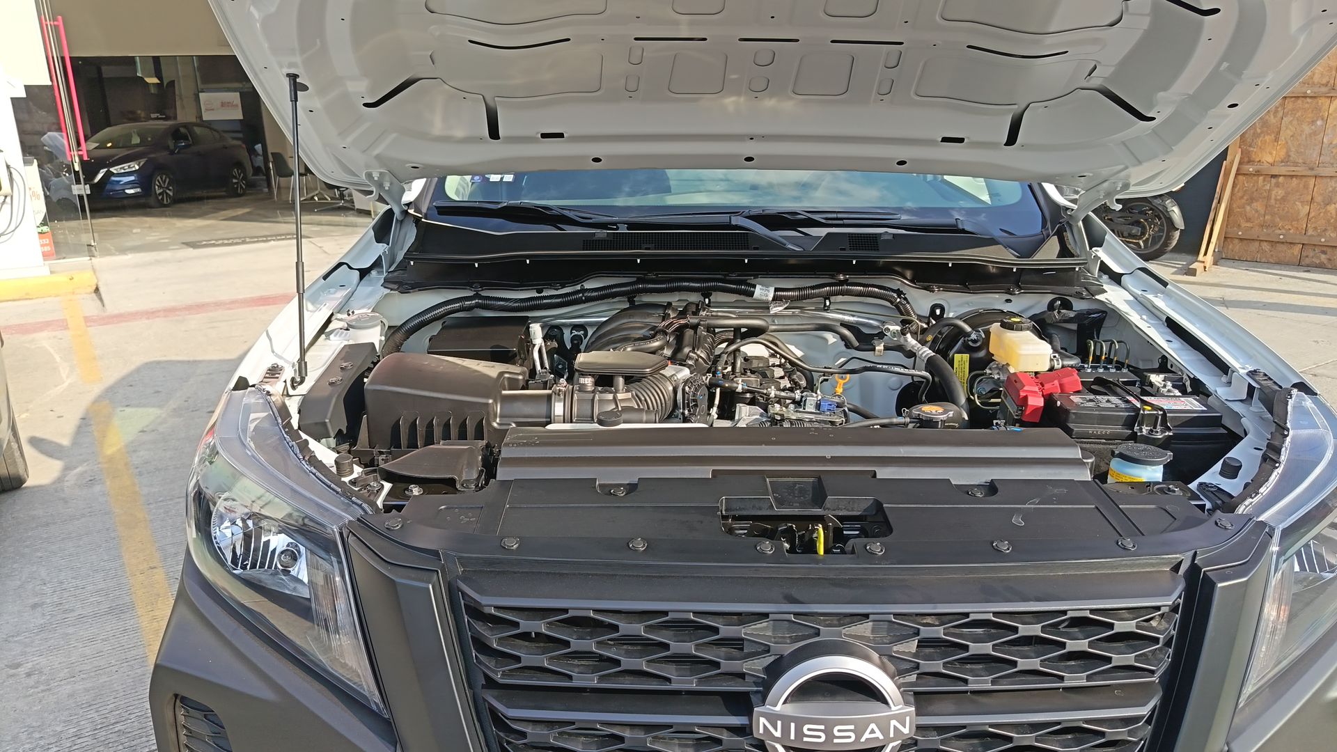 2026 Nissan Pick Up NP300 2p L4/2.5 Man A/A