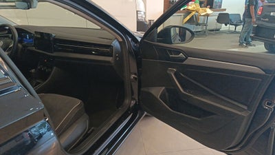 2025 Volkswagen Jetta 4p Confortline L4/1.4/T Aut