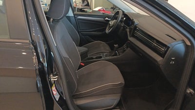 2025 Volkswagen Jetta 4p Confortline L4/1.4/T Aut